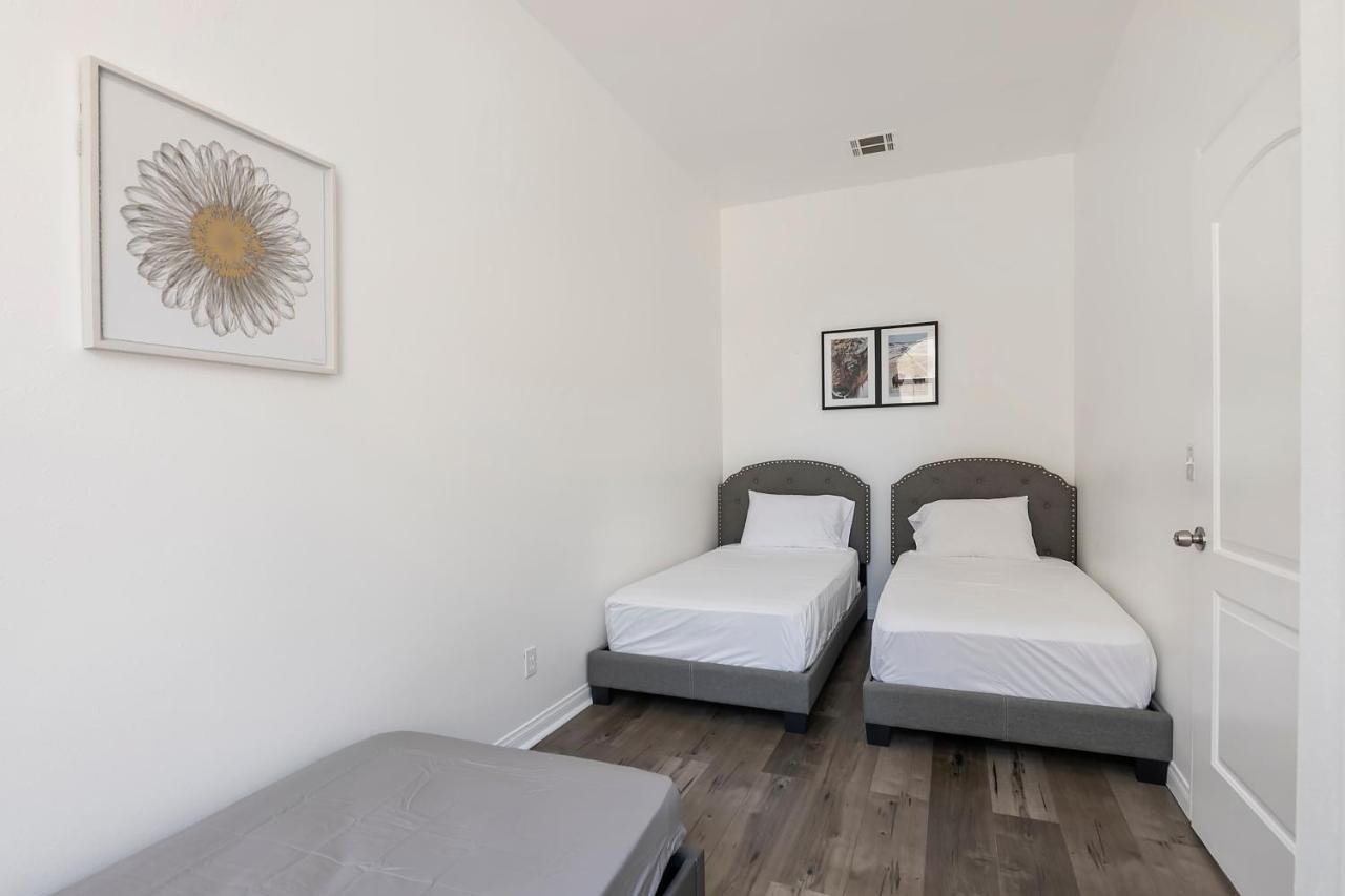 Spacious Private Gated Modern Loft Close To Universal Studio And Hollywood Los Angeles Ngoại thất bức ảnh